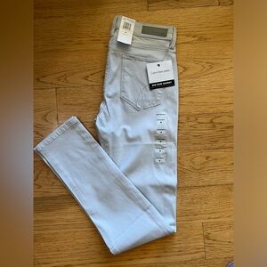 NWT Calvin Klein Light Gray Mid Rise Skinny Jeans